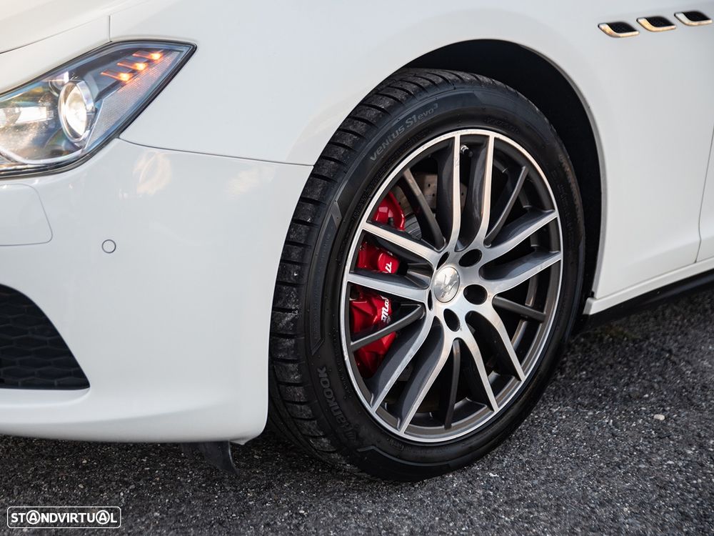 Maserati Ghibli Auto - 14