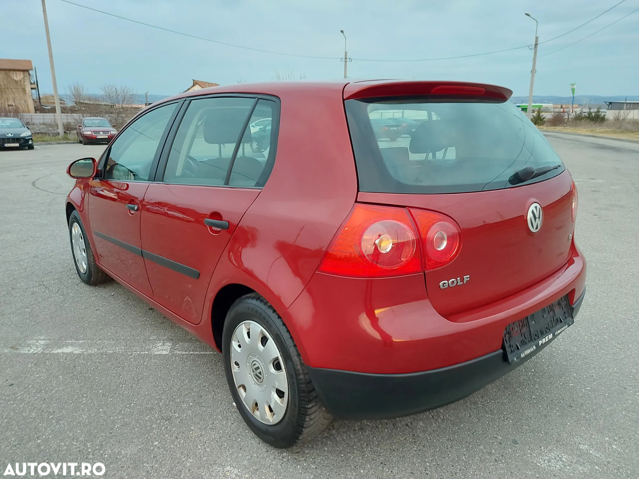 Volkswagen Golf - 5