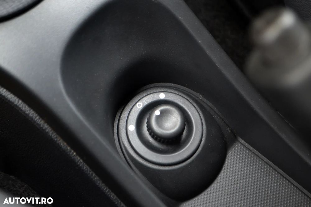 Dacia Duster TCe 125 4x4 Blackshadow - 13