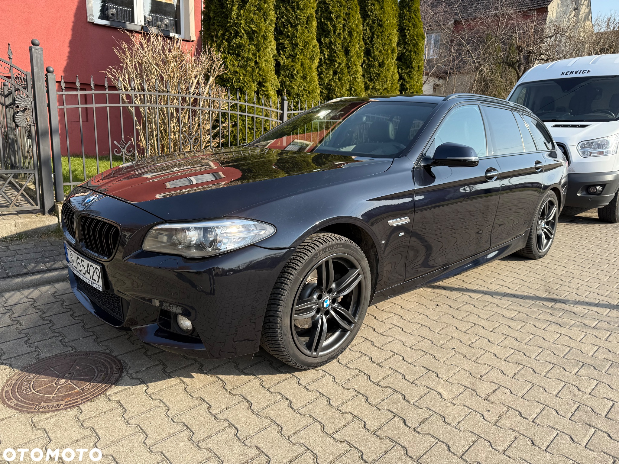 BMW Seria 5 520d Touring M Sport Edition - 6