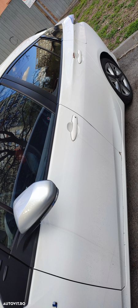 Toyota Prius - 5