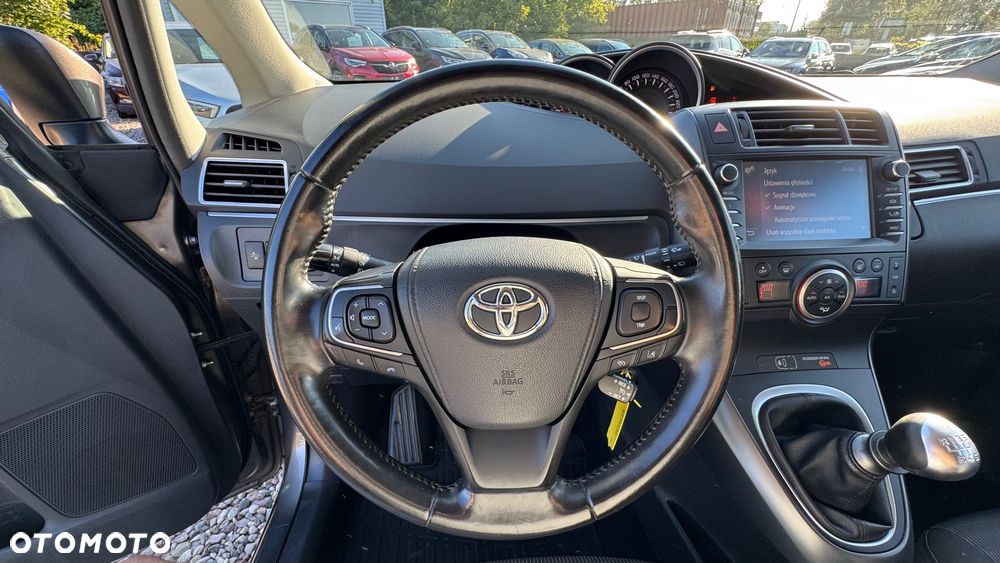Toyota Verso 1.8 Premium EU5 7os - 30