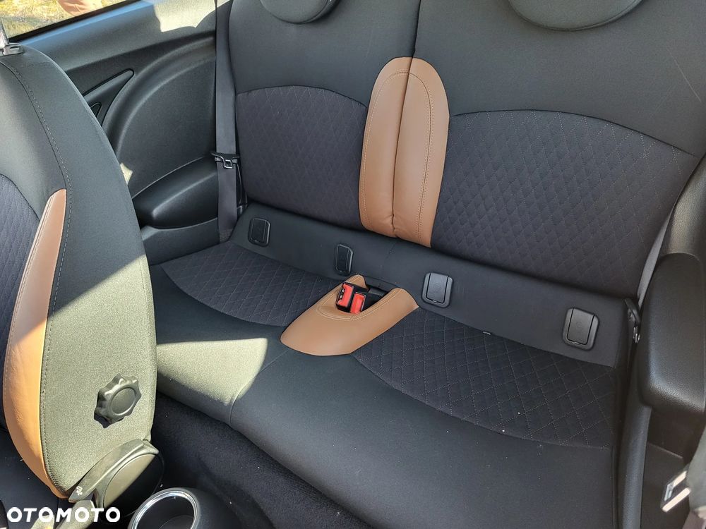 MINI Cooper Brick Lane - 12