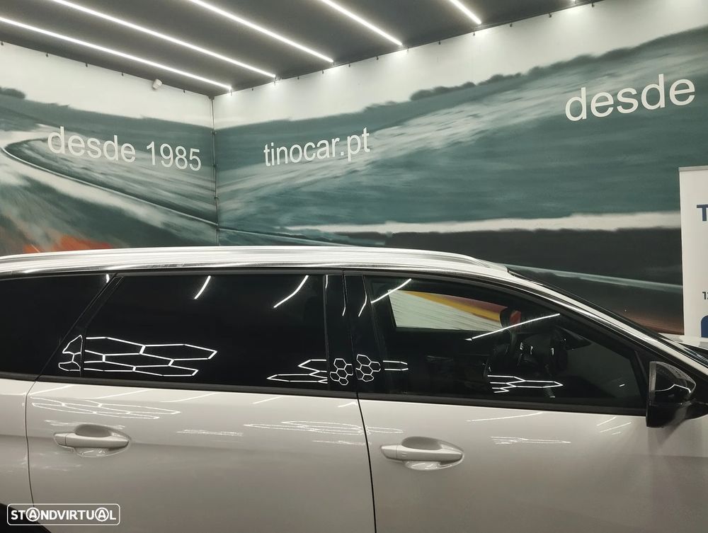 Peugeot 5008 1.2 PureTech Allure EAT8 - 11