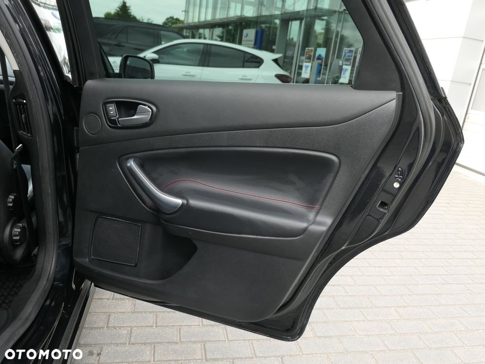 Ford Mondeo - 18