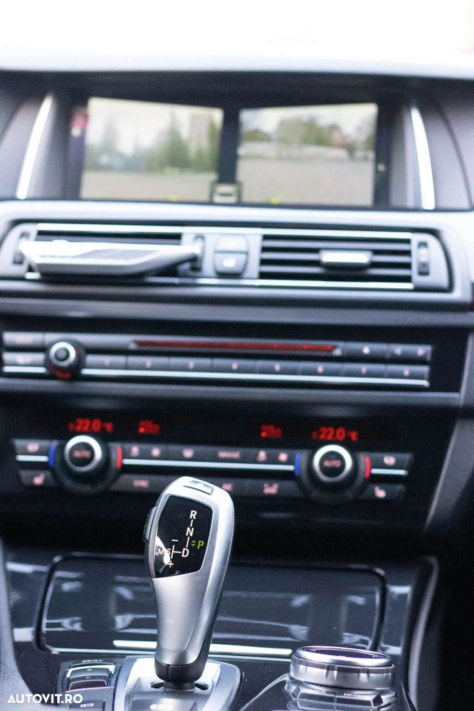 BMW Seria 5 520d - 12