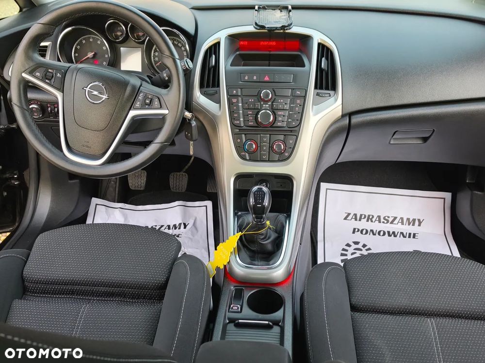 Opel Astra 1.6 Design Edition - 25