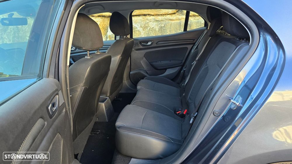 Renault Mégane 1.5 dCi Zen ECO - 31