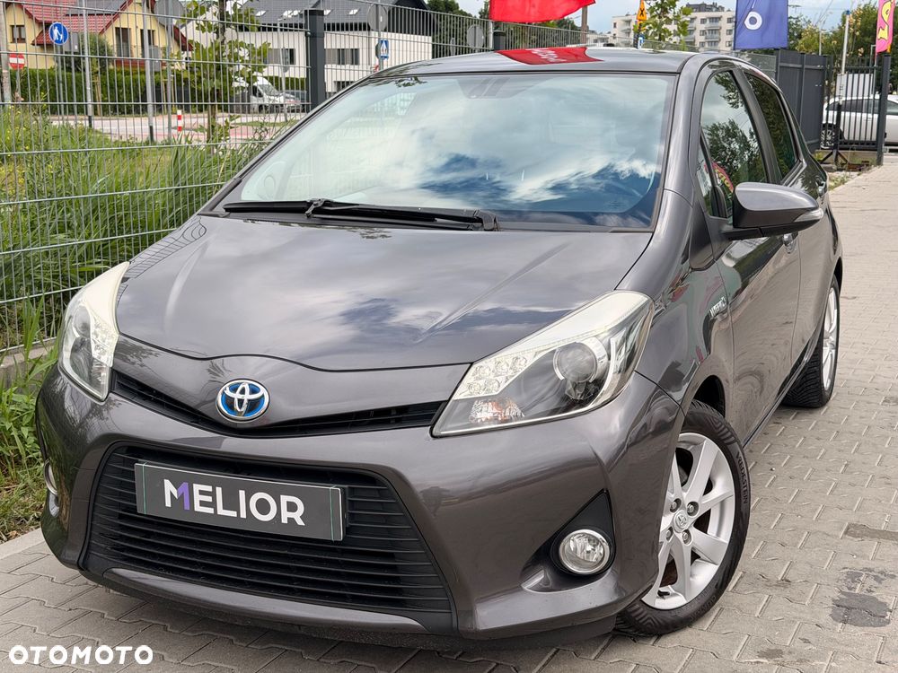 Toyota Yaris - 1