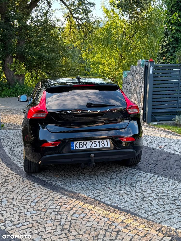 Volvo V40 D2 Momentum - 9