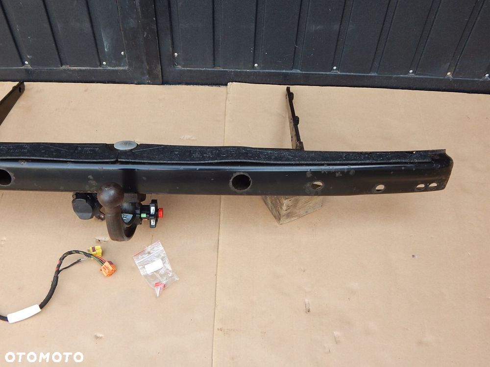 vw t5 multivan hak holowniczy instalacja - 3