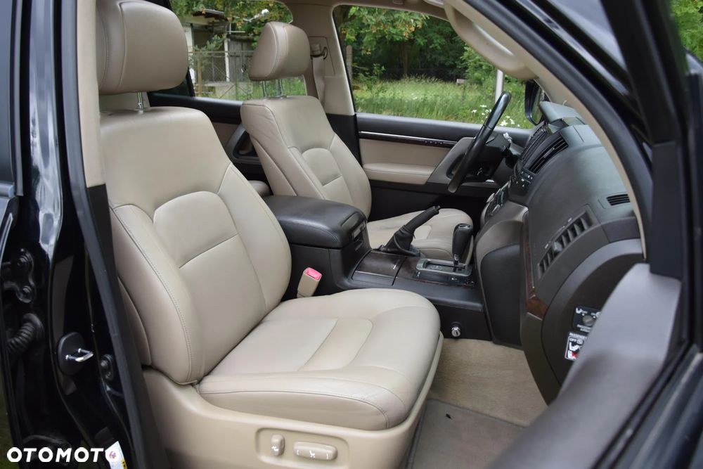 Toyota Land Cruiser LC 4.5 D-4D Sol - 8
