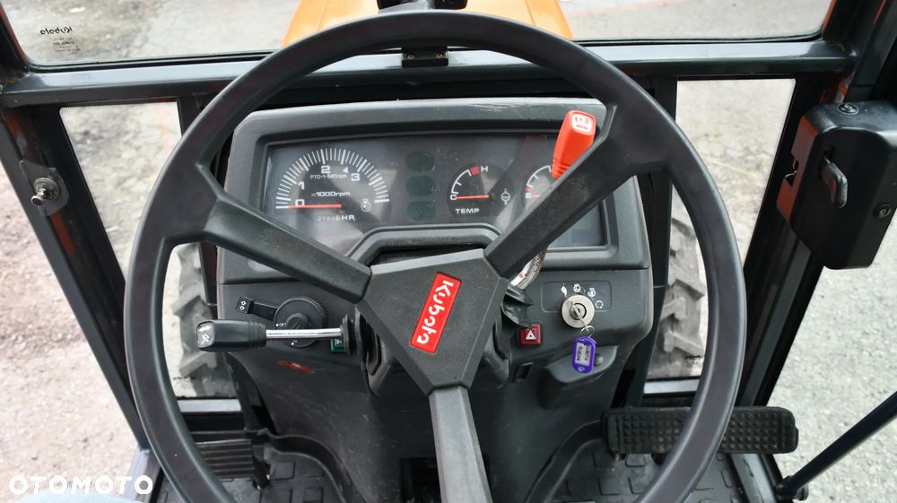 Kubota ST35 - 9