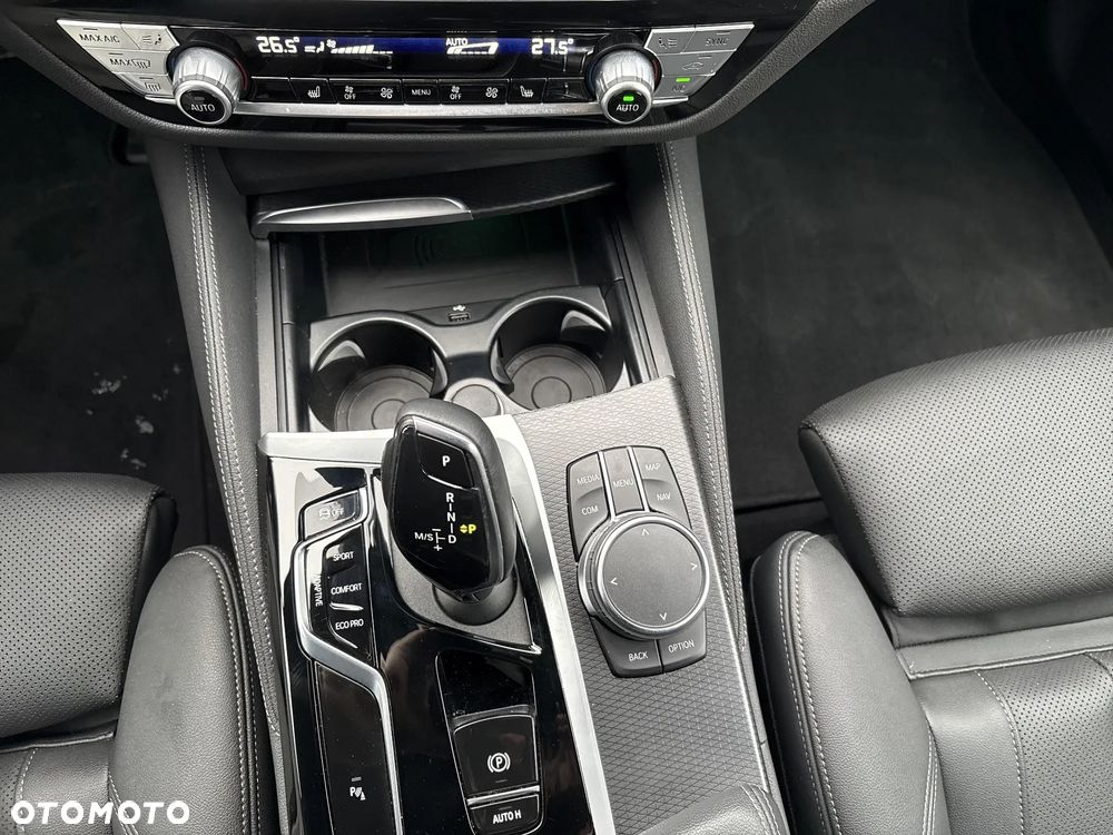 BMW Seria 5 530i xDrive mHEV M Sport sport - 26