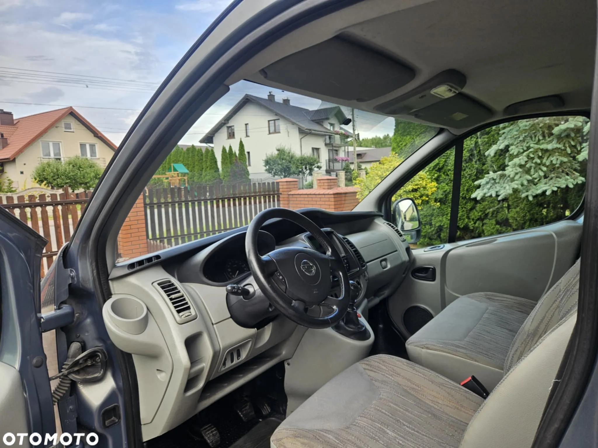 Renault Trafic - 10