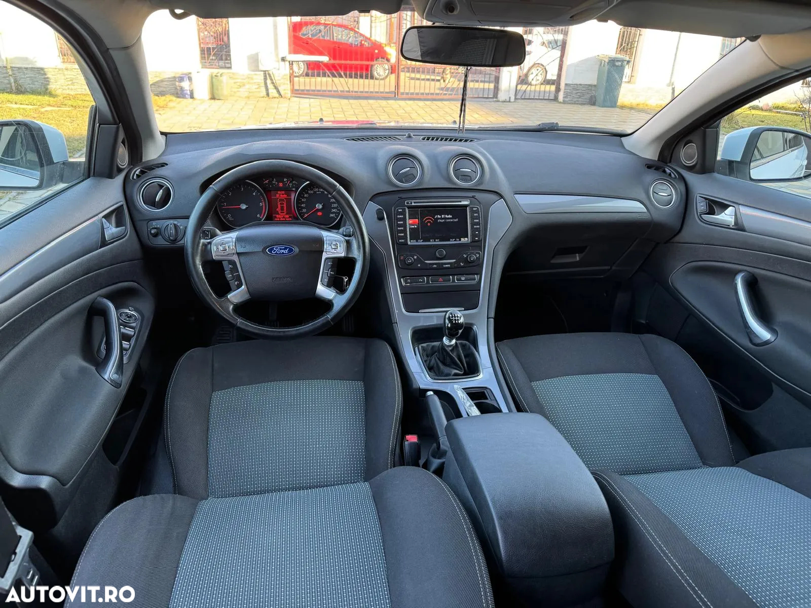 Ford Mondeo 1.6 TDCi ECOnetic Start-Stopp Titanium - 3