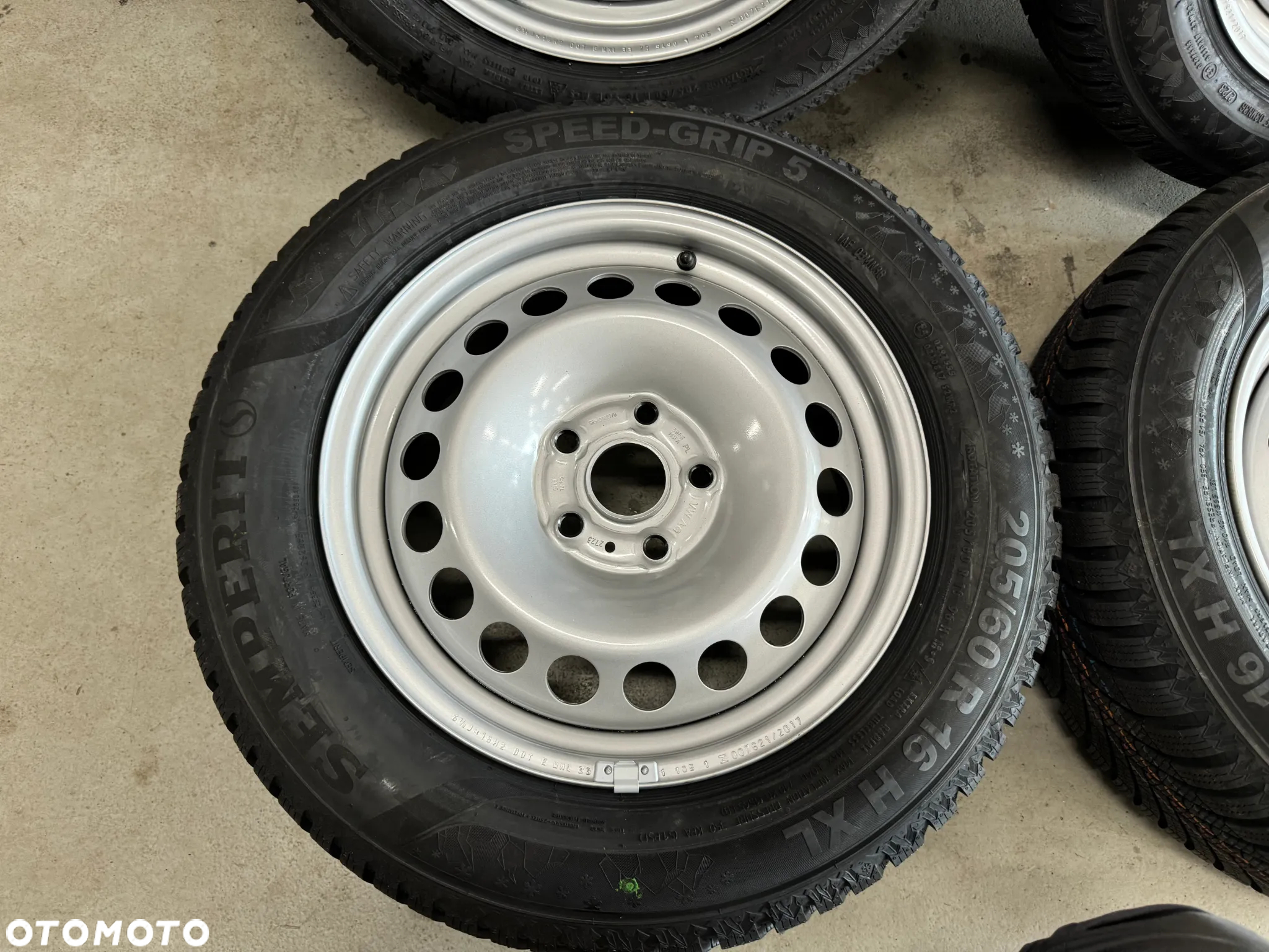 Koła Zimowe VW Touran 5TA 16 cali 5x112 4szt. Opony Zimowe Semperit 205/60/16 96H XL Nowe z kołpakami! - 10