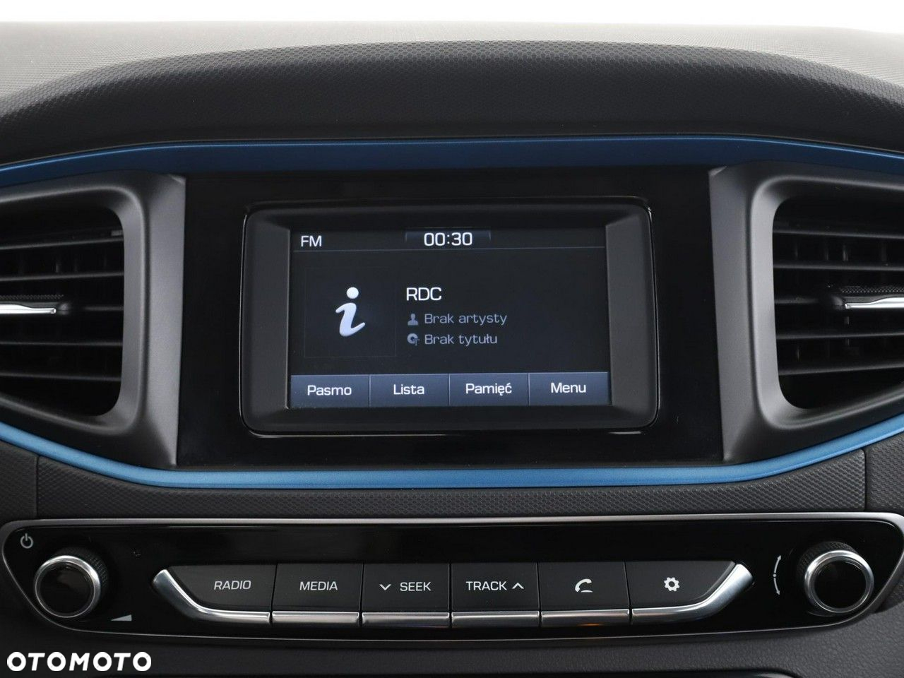 Hyundai IONIQ - 23