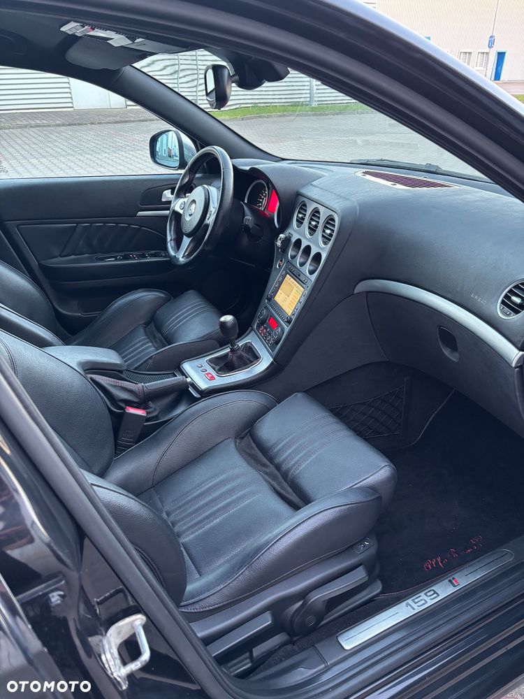 Alfa Romeo 159 2.4JTDM ti - 8
