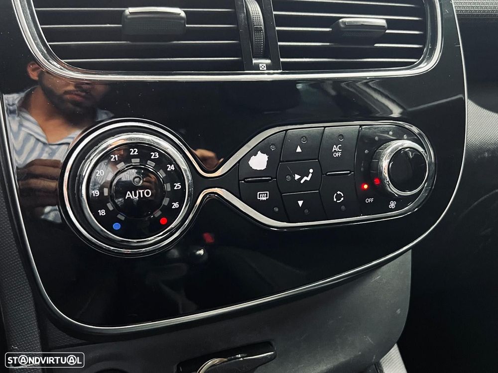 Renault Clio 1.5 dCi Comfort - 23
