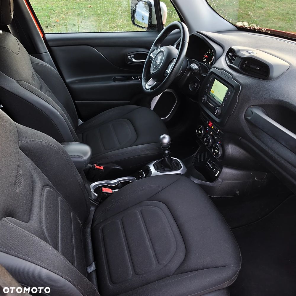 Jeep Renegade - 8