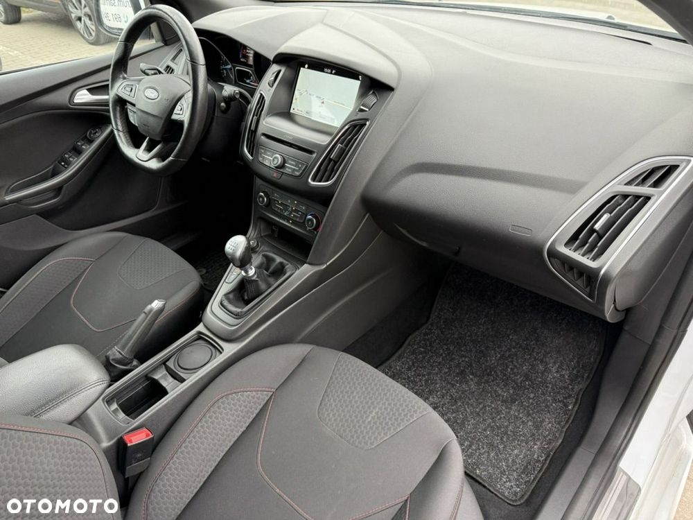 Ford Focus 1.0 EcoBoost ST-Line Black ASS - 12