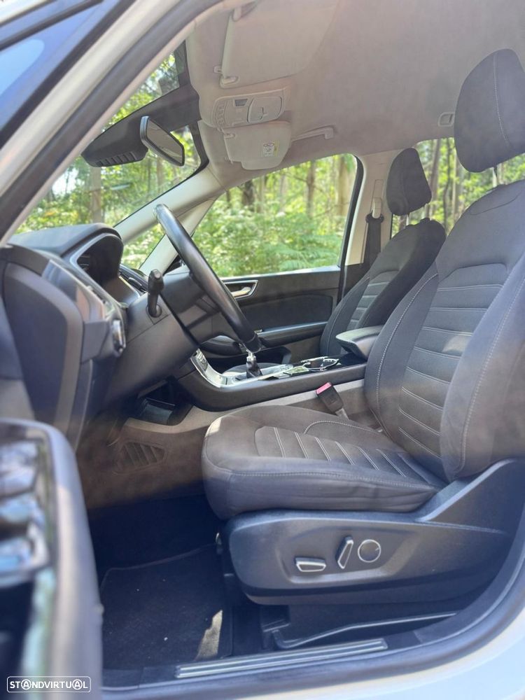 Ford Galaxy - 28
