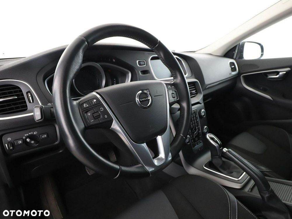 Volvo V40 D2 Drive-E Momentum - 15