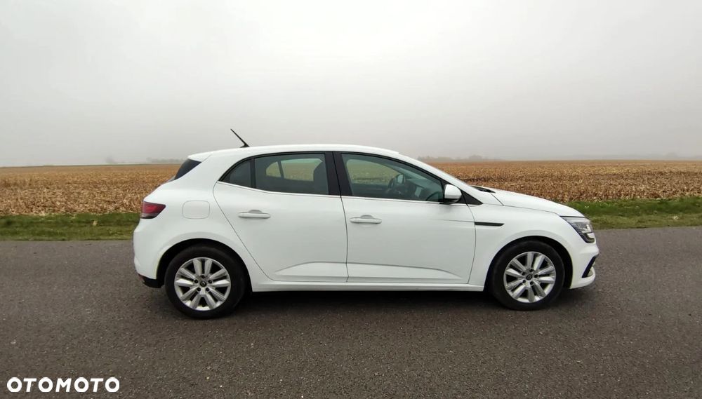 Renault Megane 1.5 Blue dCi Intens - 6