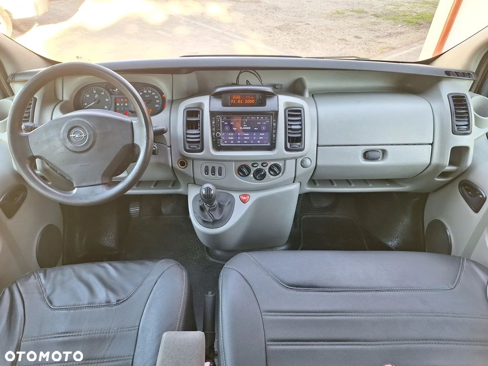 Opel Vivaro - 6
