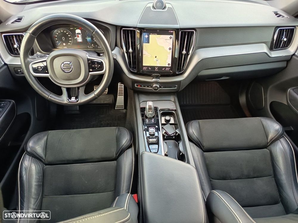 Volvo XC 60 2.0 T8 PHEV R-Design AWD - 13