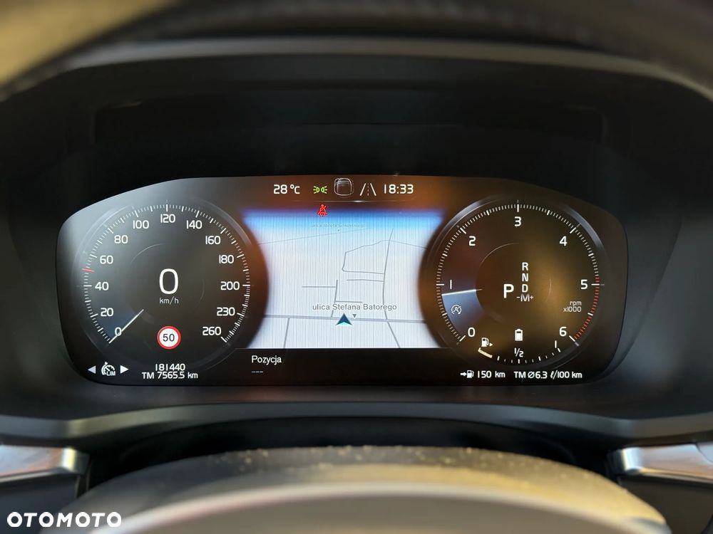 Volvo V60 B4 D Geartronic Momentum - 17