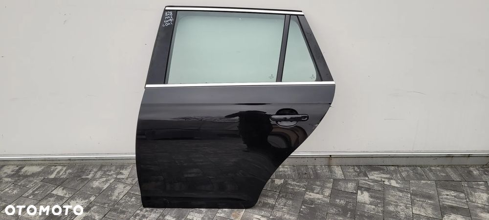 VW GOLF V KOMBI NA CZĘŚCI, KOD KOLORU L041 - 12