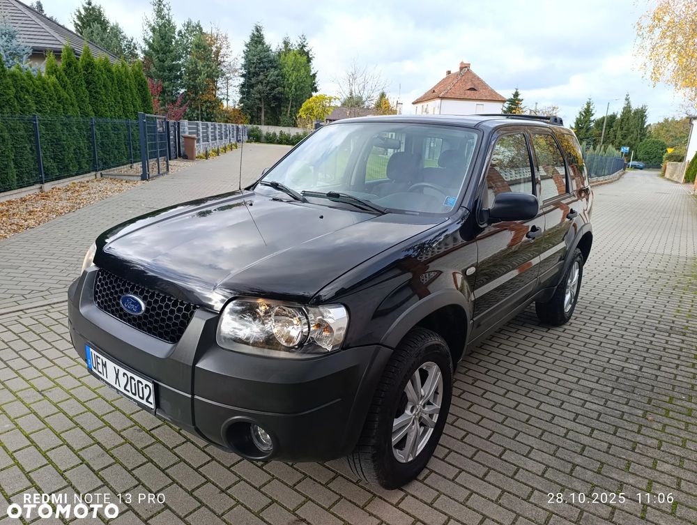 Ford Maverick Highclass - 2