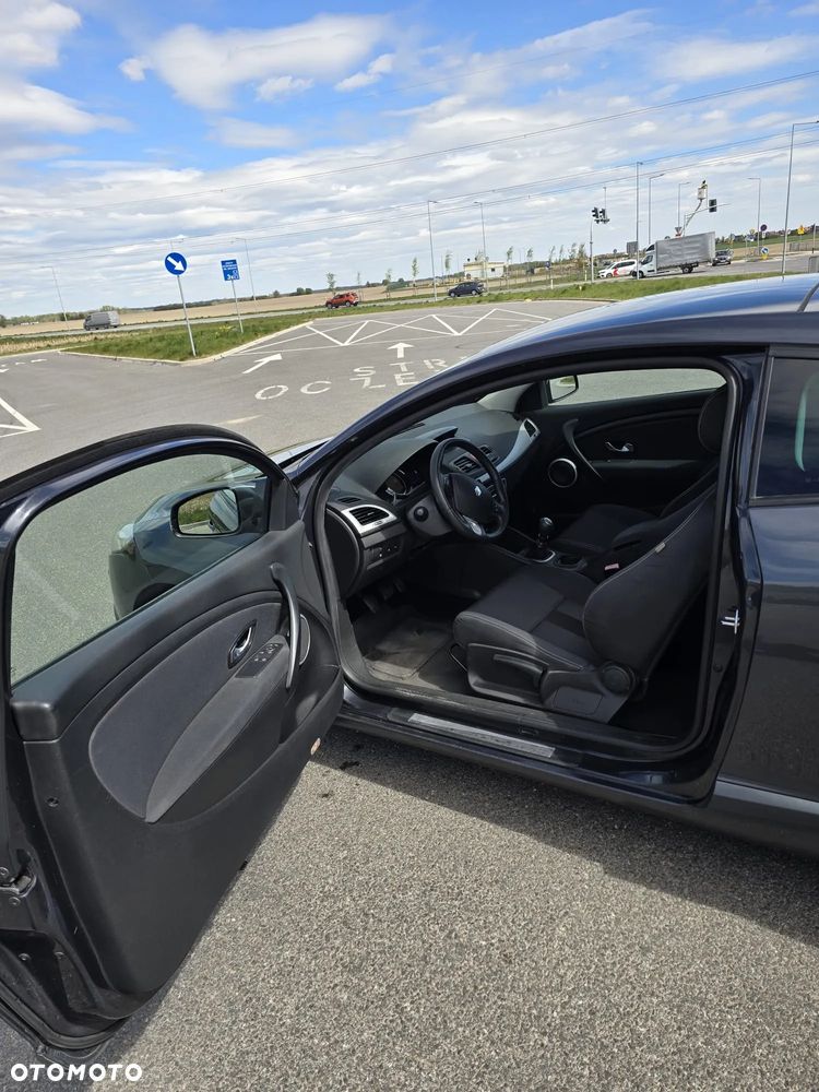 Renault Megane 1.9 dCi FAP Dynamique - 6