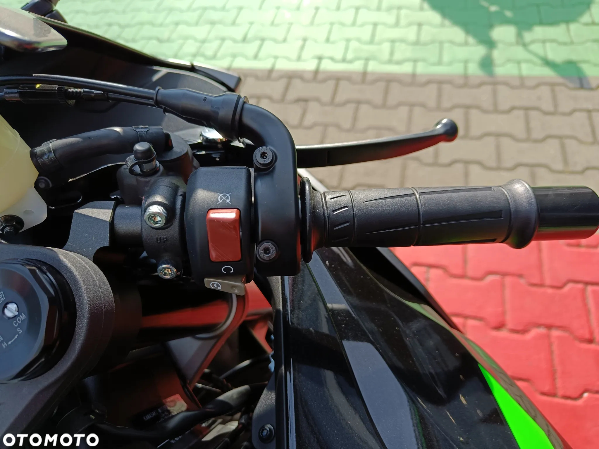 Kawasaki ZX - 11