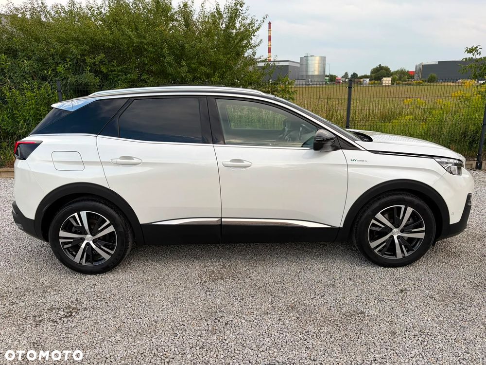 Peugeot 3008 1.6 PureTech HYbrid4 GT Line S&S EAT8 - 16