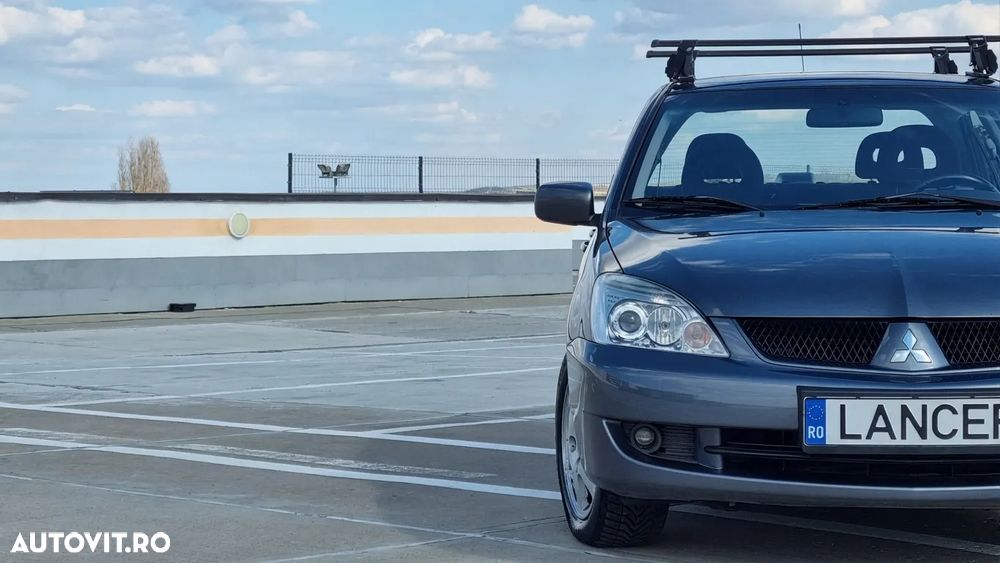 Mitsubishi Lancer 1.6 Invite - 4