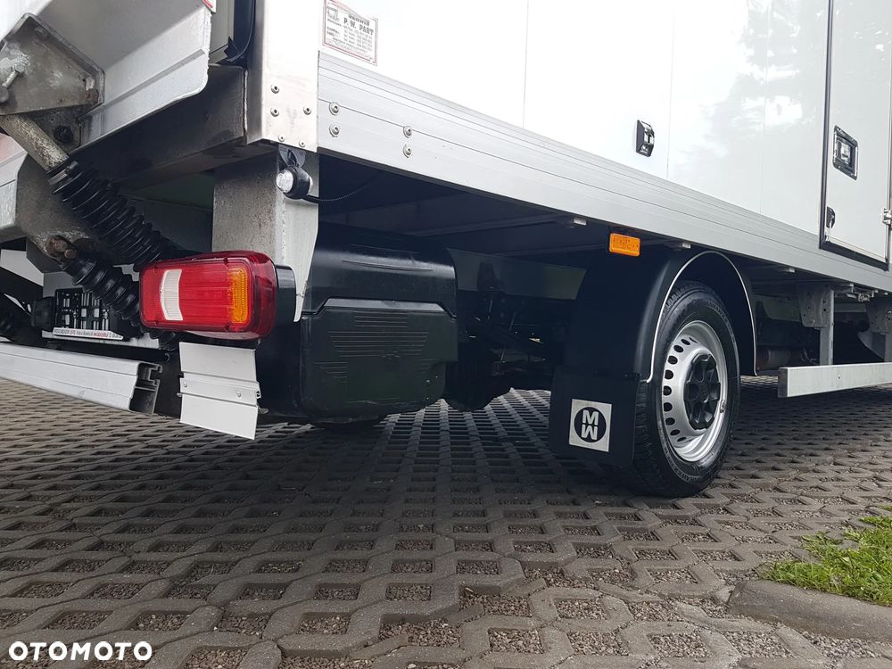 Iveco DAILY WINDA 8EP KONTENER KLIMA 4,20x2,10x2,03 KRAJOWY 35S16  3,0-160KM MANUAL 6-BIEGÓW - 27