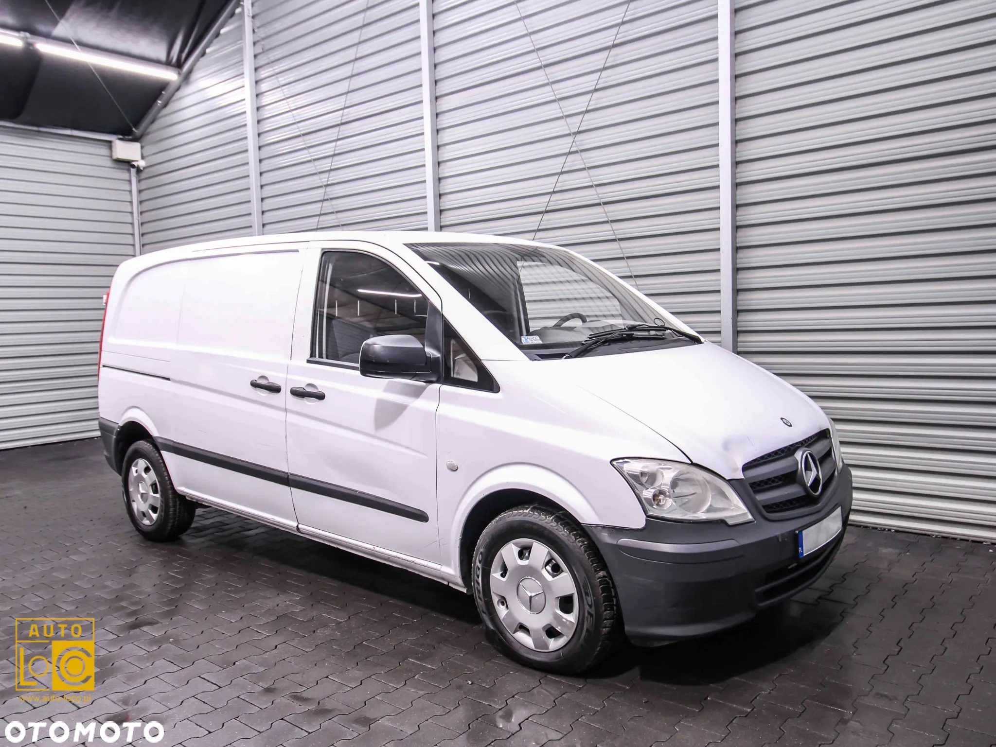 Mercedes-Benz VITO FURGON - 2