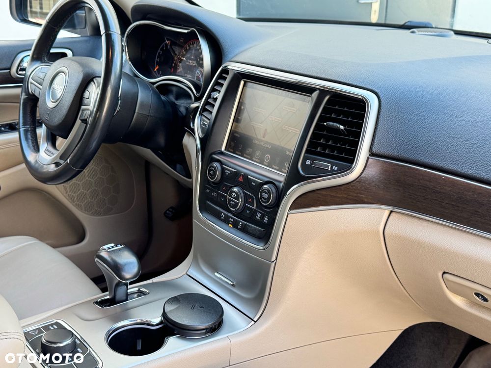 Jeep Grand Cherokee 3.0 CRD Limited - 29