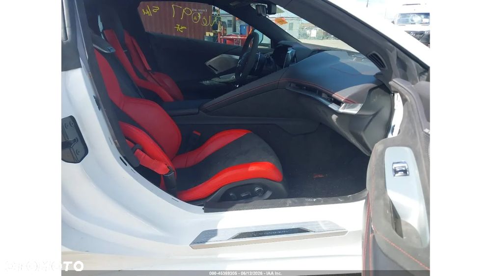 Chevrolet Corvette Stingray 3LT 6.2 V8 Automatik - 8