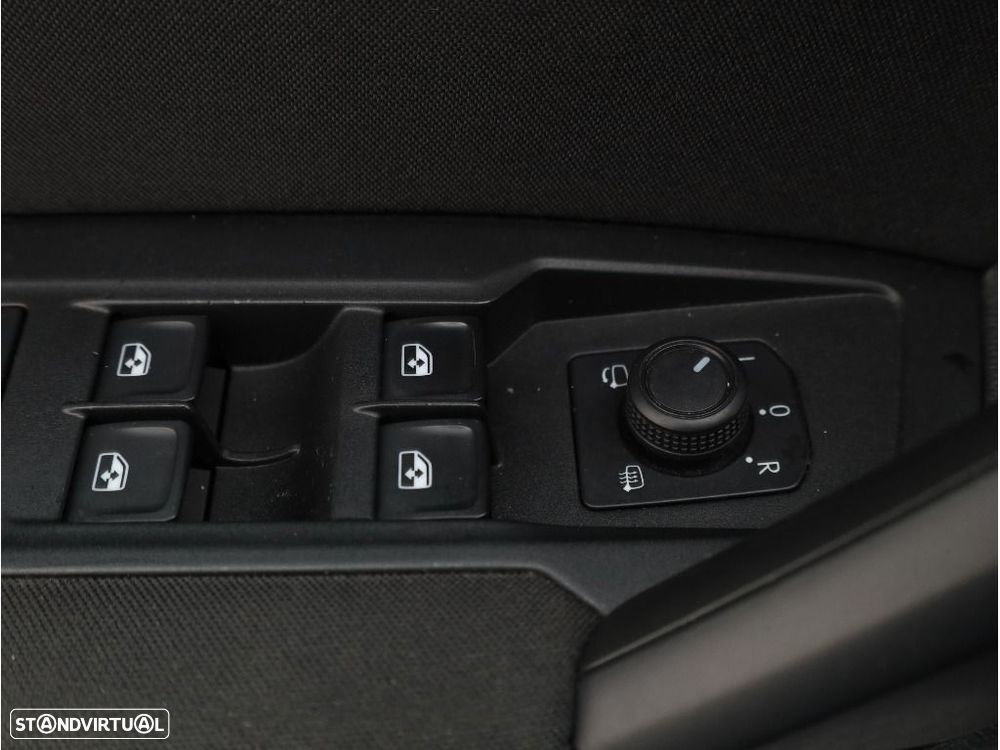 VW Tiguan 2.0 TDI Conceptline - 23