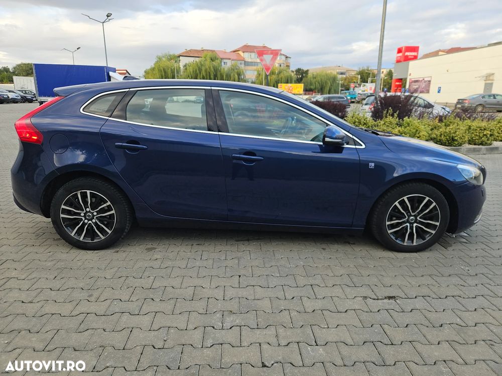 Volvo V40 D2 Ocean Race - 7