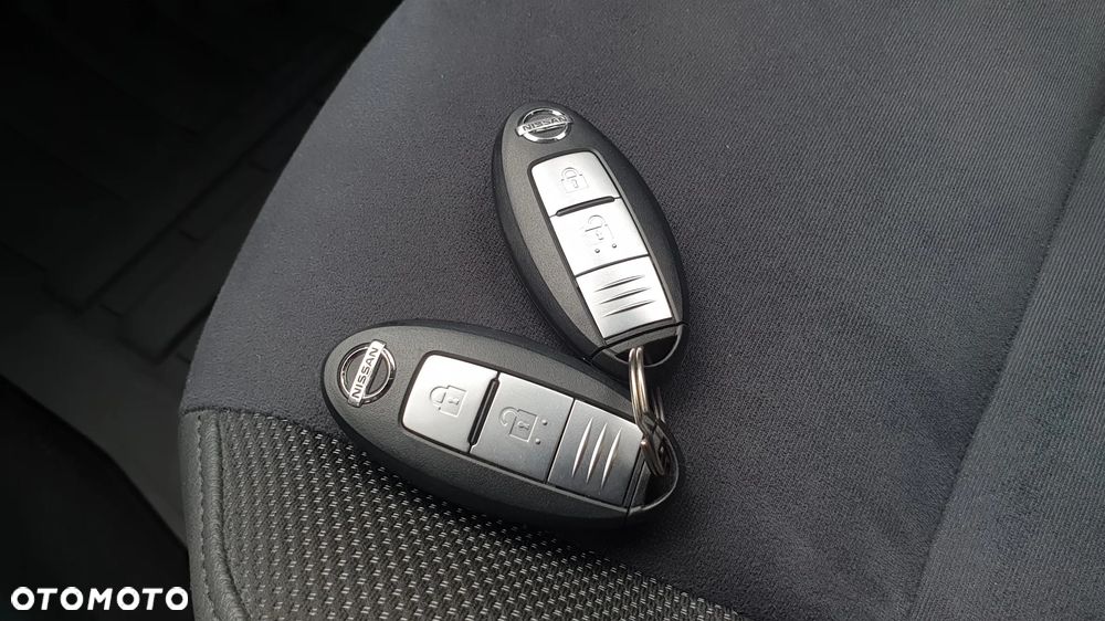 Nissan Juke 1.6 N-Connecta - 28
