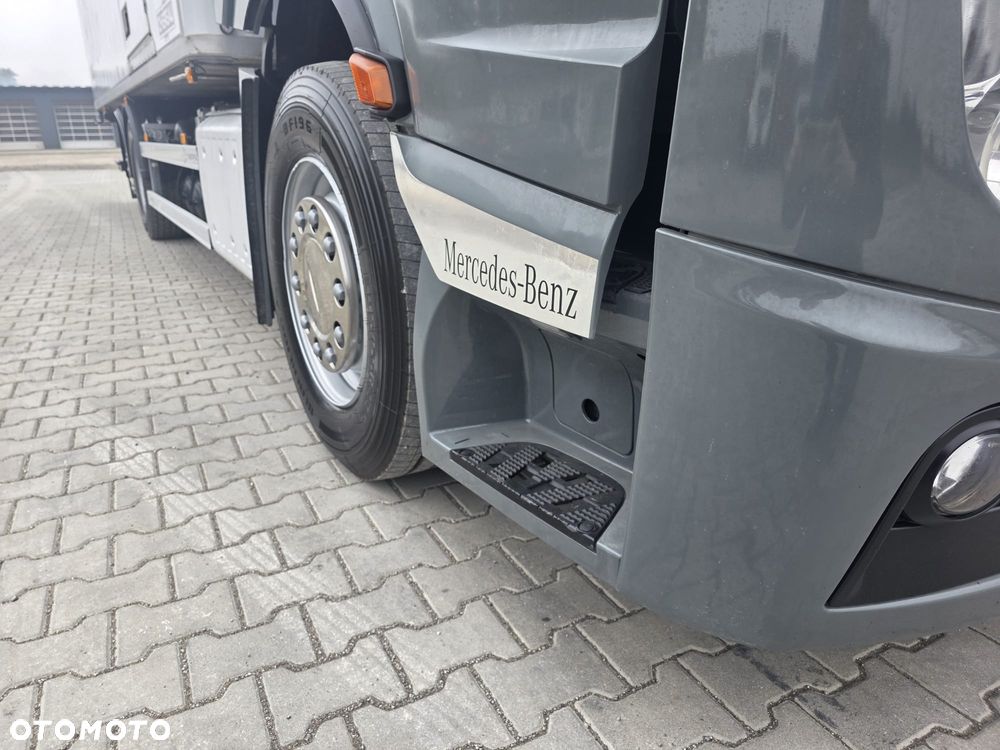 Mercedes-Benz / ACTROS / 2545 / E 6 / CHŁODNIA + WINDA - 21
