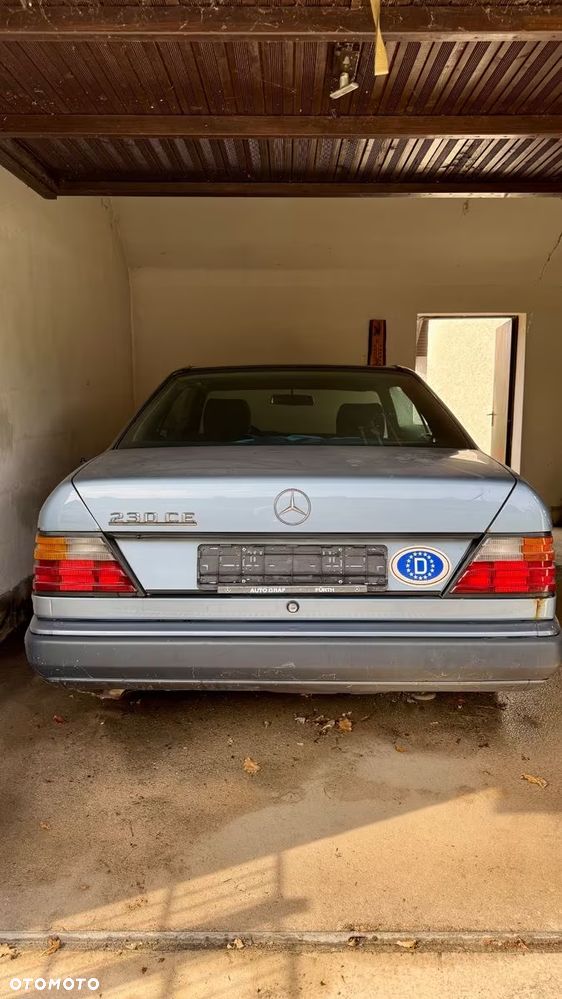 Mercedes-Benz W124 (1984-1993) - 31