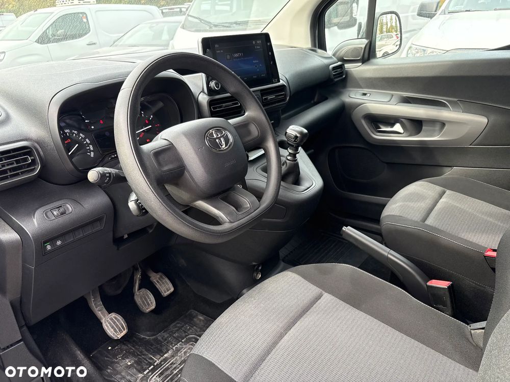 Toyota Proace City Verso 1.2 D-4T Business - 10
