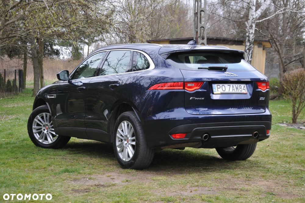 Jaguar F-Pace 2.0 i4D AWD Chequered Flag - 9