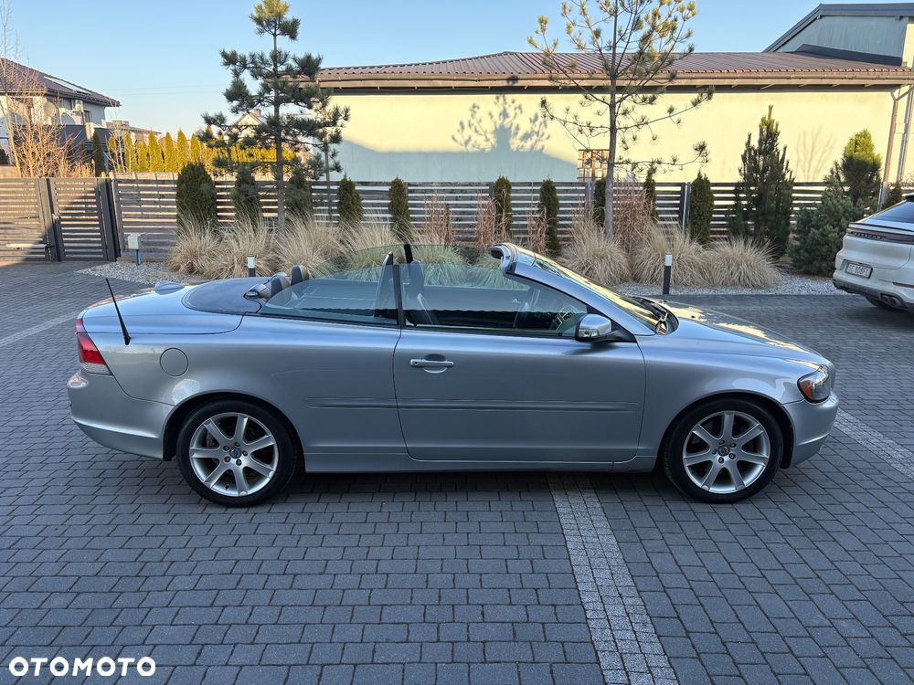 Volvo C70 2.0D Summum - 5